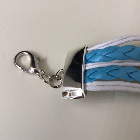 ☃️Frosty☃️ Bracelet ❄️NWOT❄️  - Picture 3 of 5